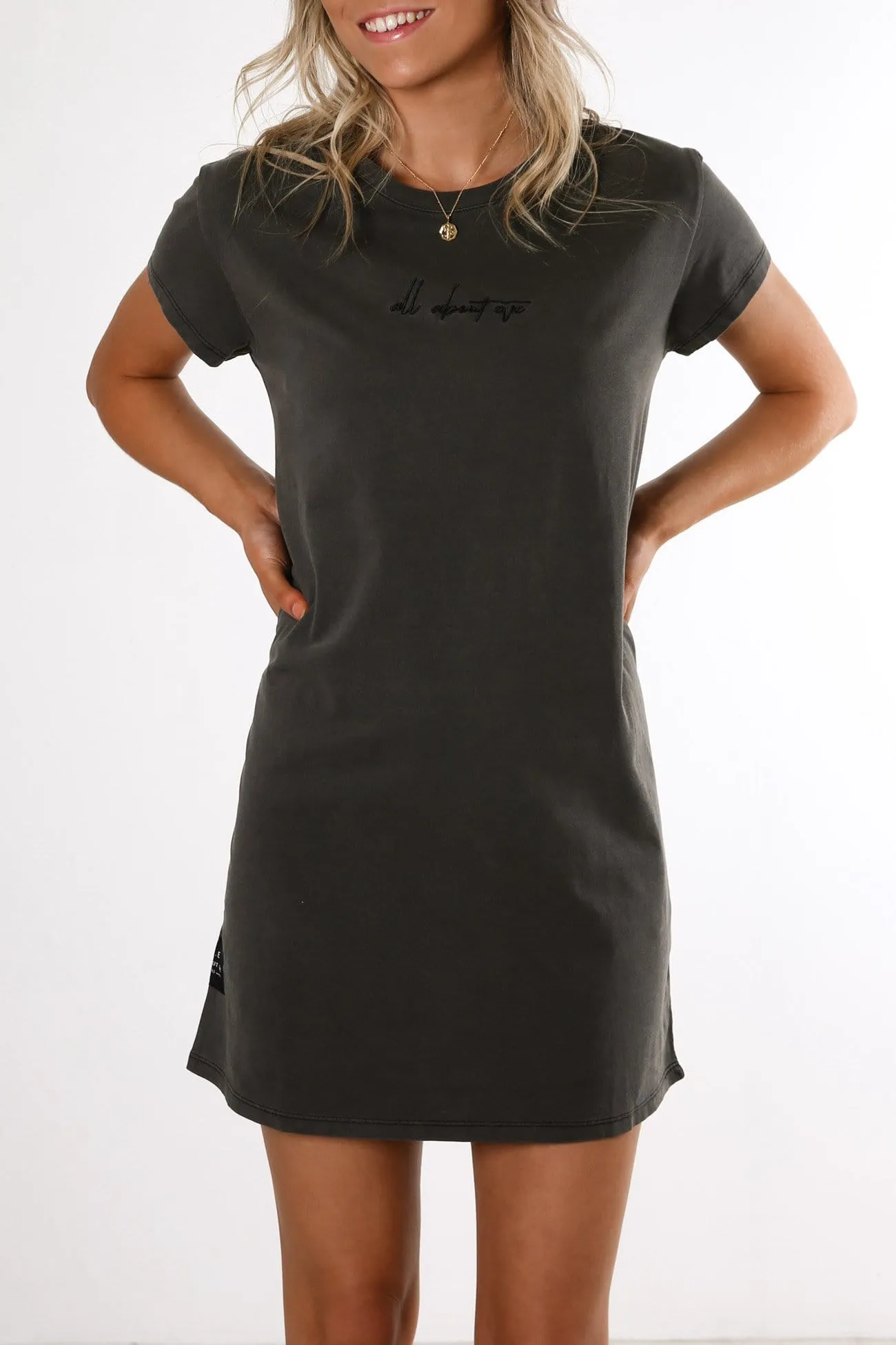 AAEVE Relaxed Tee Dress Black