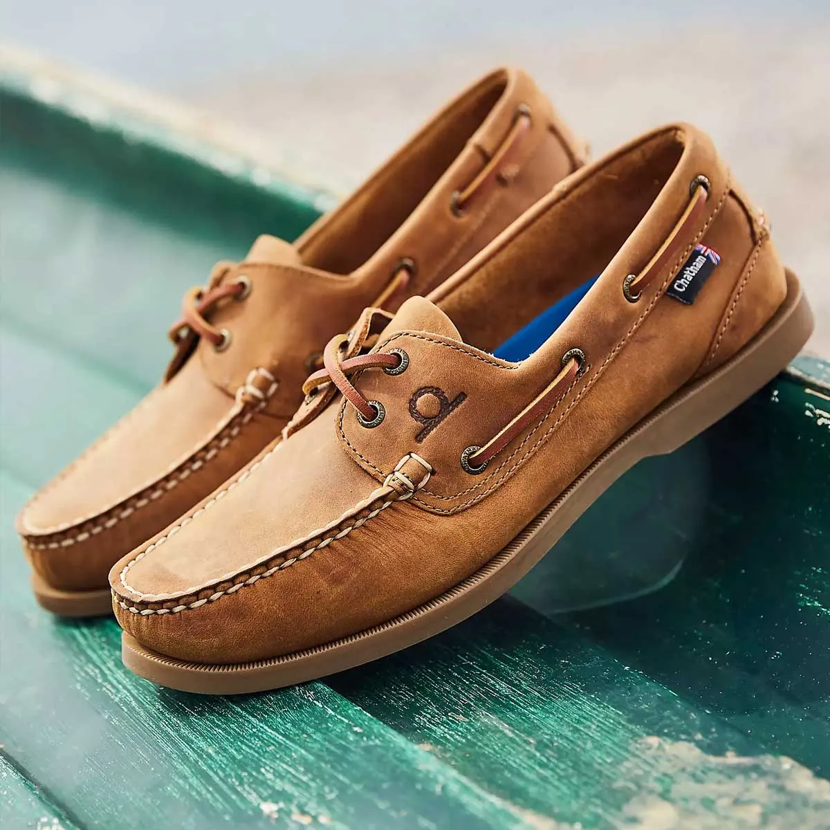 CHATHAM Mens Deck II G2 Leather Boat Shoes - Walnut