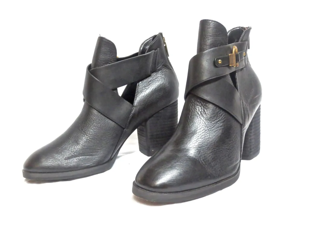 Isola Women's •Larkin• Split Shaft Bootie Black Leather 11M