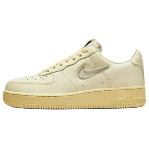 Nike Air Force 1 07 LX sneakers, light yellow